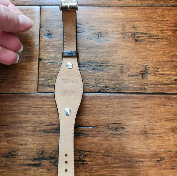 Relic watch - Picture 2 of 2